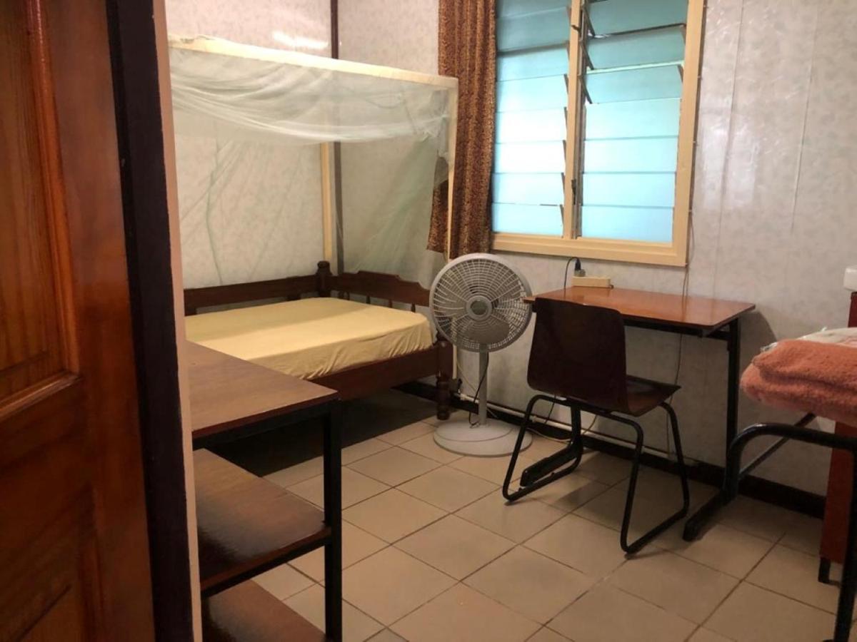 Unu Pikin Guesthouse باراماريبو المظهر الخارجي الصورة