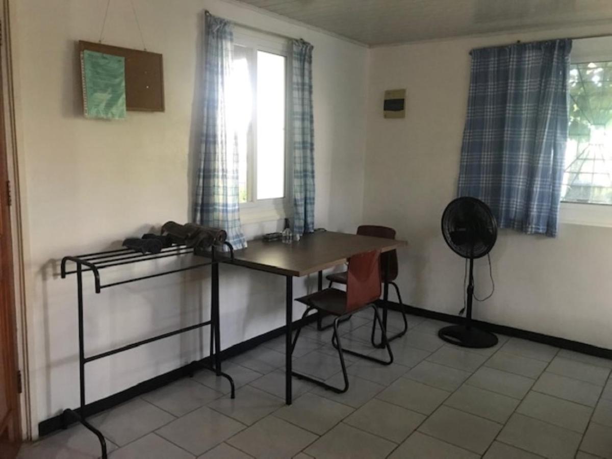 Unu Pikin Guesthouse باراماريبو المظهر الخارجي الصورة