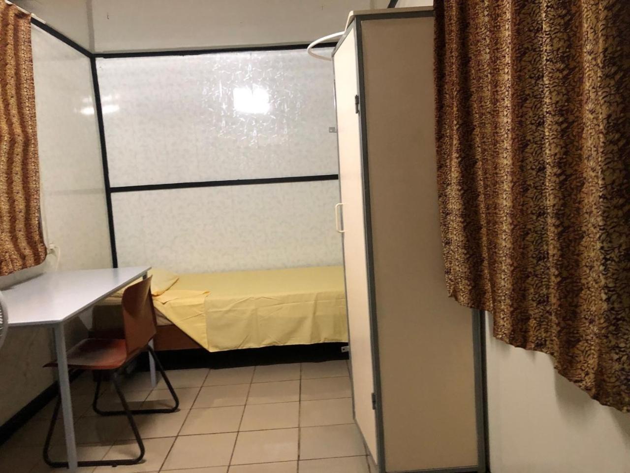 Unu Pikin Guesthouse باراماريبو الغرفة الصورة