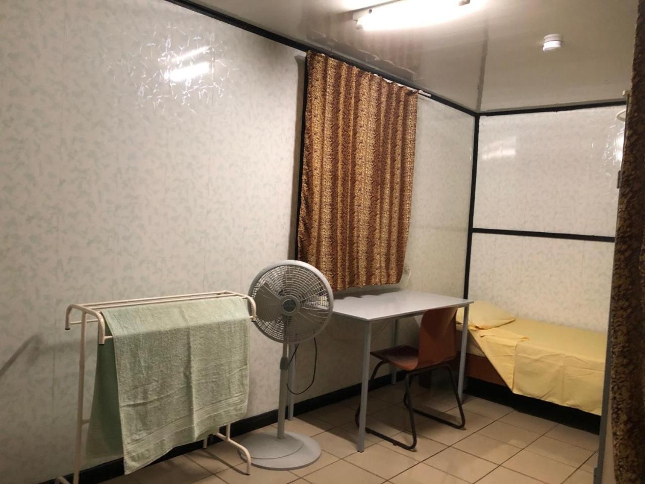 Unu Pikin Guesthouse باراماريبو الغرفة الصورة