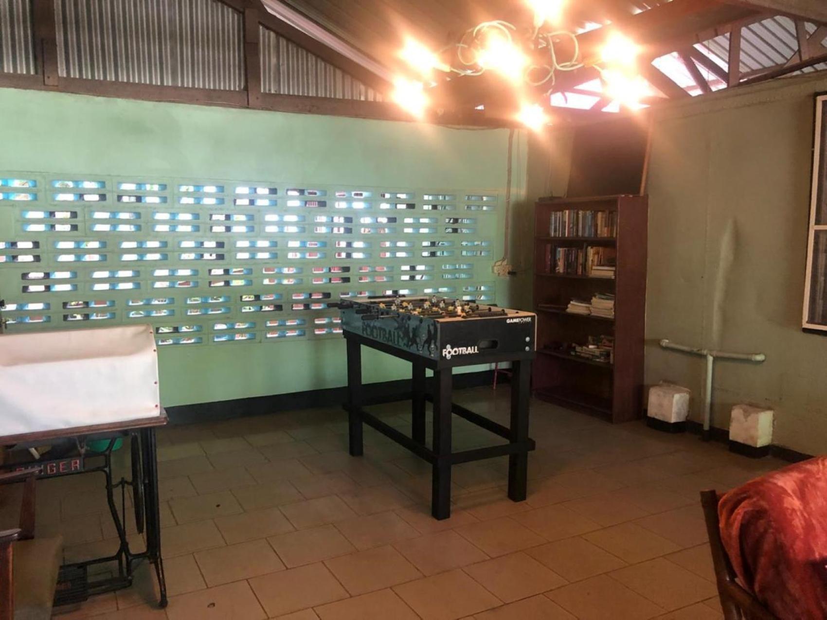 Unu Pikin Guesthouse باراماريبو المظهر الخارجي الصورة